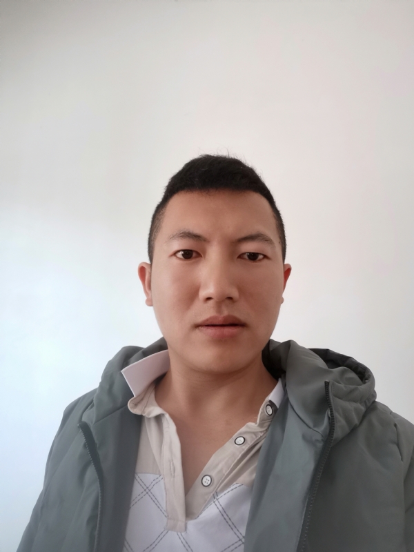 简单的第一张照片--深圳相亲服务中心