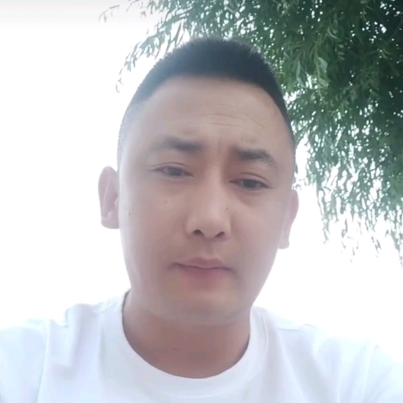潇洒的第一张照片--深圳相亲服务中心