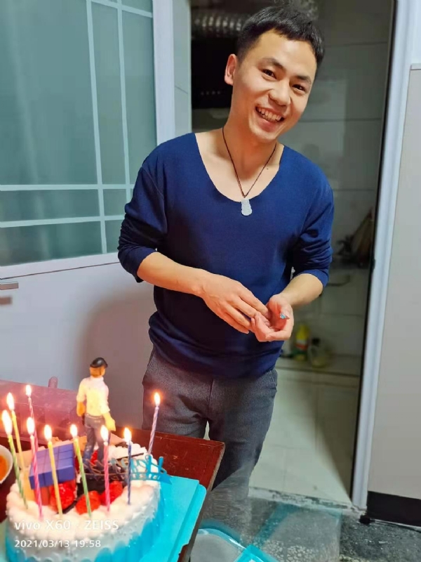 找结婚对象的第一张照片--深圳相亲服务中心