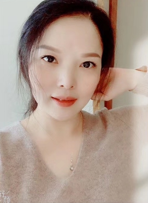 百荷的第一张照片--深圳相亲服务中心