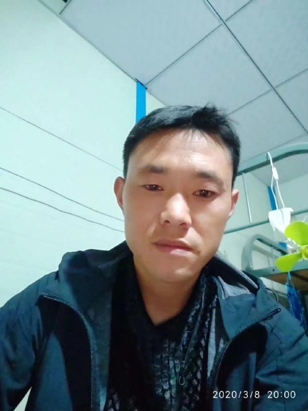 悟的第一张照片--深圳相亲服务中心