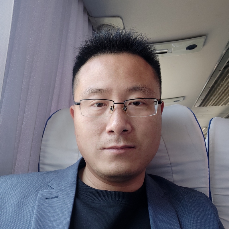桑业挺的第一张照片--深圳相亲服务中心