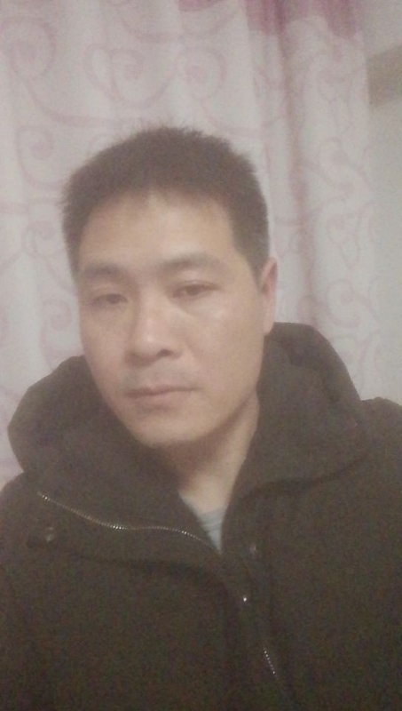 把头抬起来的第一张照片--深圳相亲服务中心