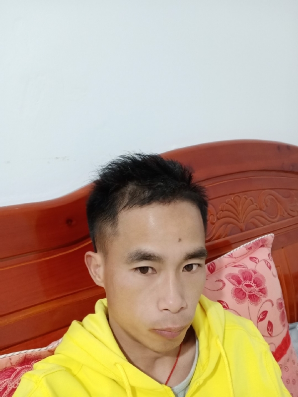 小biu崽的第一张照片--深圳相亲服务中心