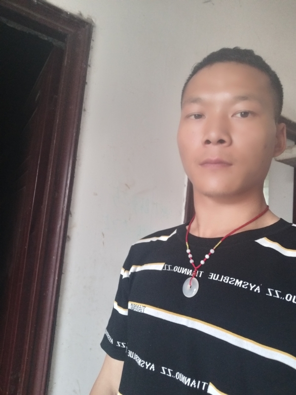 爱，请深爱的第一张照片--深圳相亲服务中心