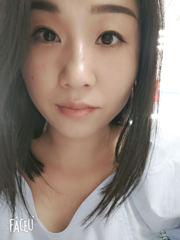 安然自若的第一张照片--深圳相亲服务中心