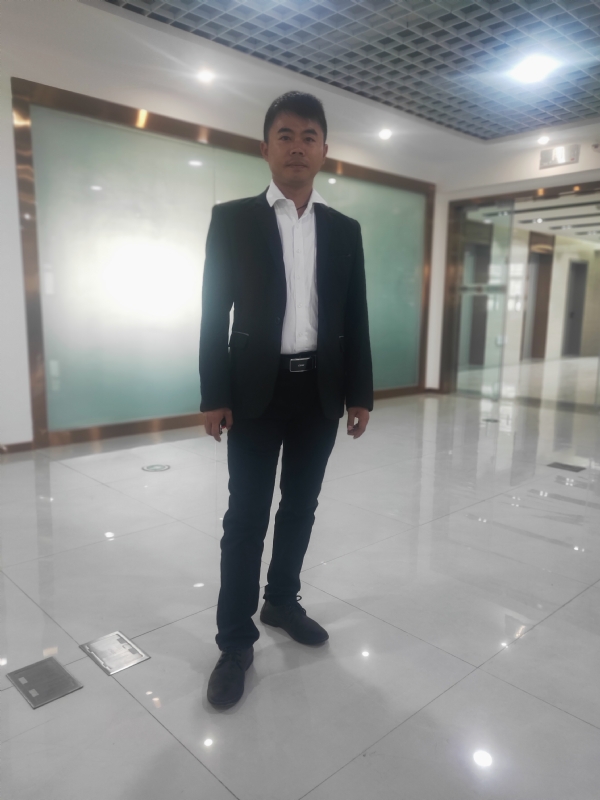 啊星的第一张照片--深圳相亲服务中心