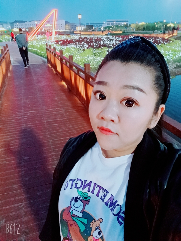 孙晓雪的第一张照片--深圳相亲服务中心