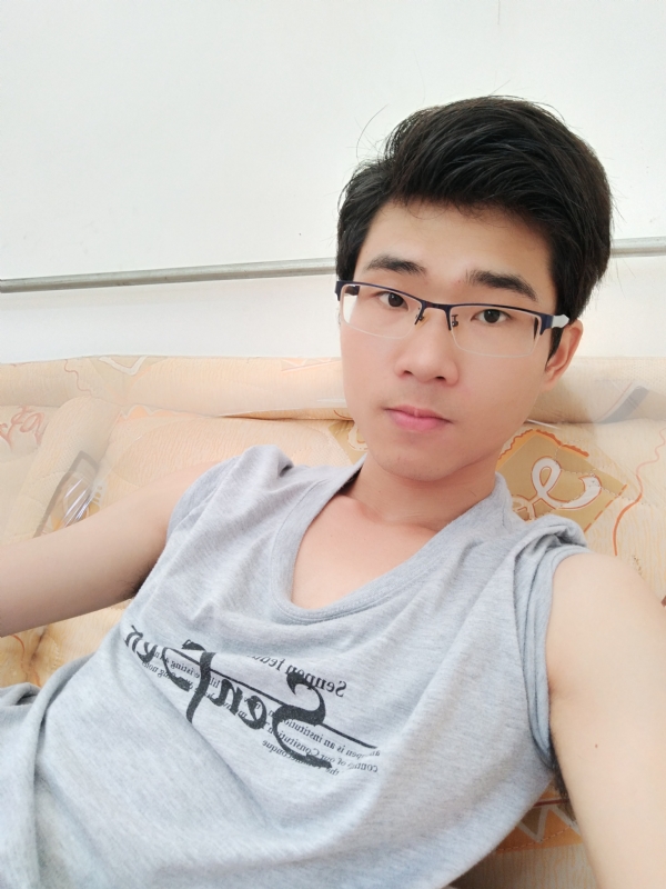 南国大帝的第一张照片--深圳相亲服务中心