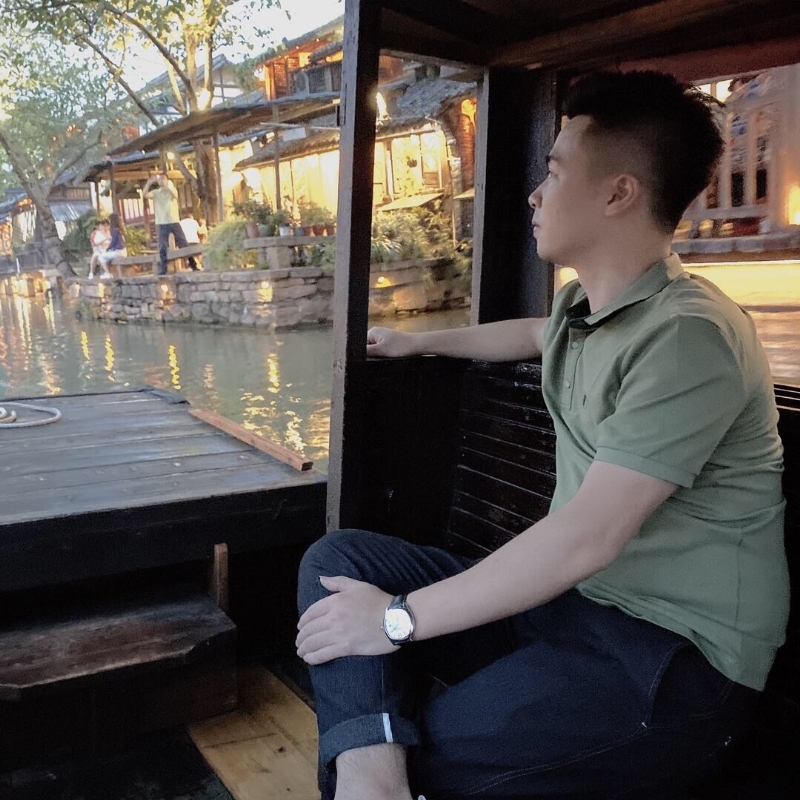 霸占你德爱的第一张照片--深圳相亲服务中心