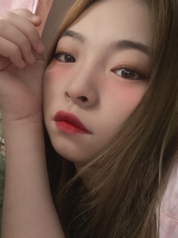 冉冉的第一张照片--深圳相亲服务中心