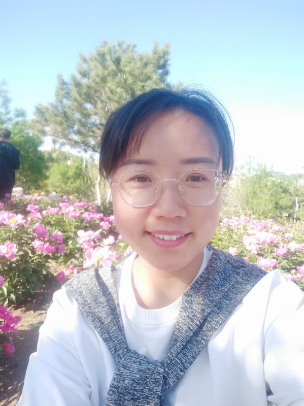 林宝的第一张照片--深圳相亲服务中心