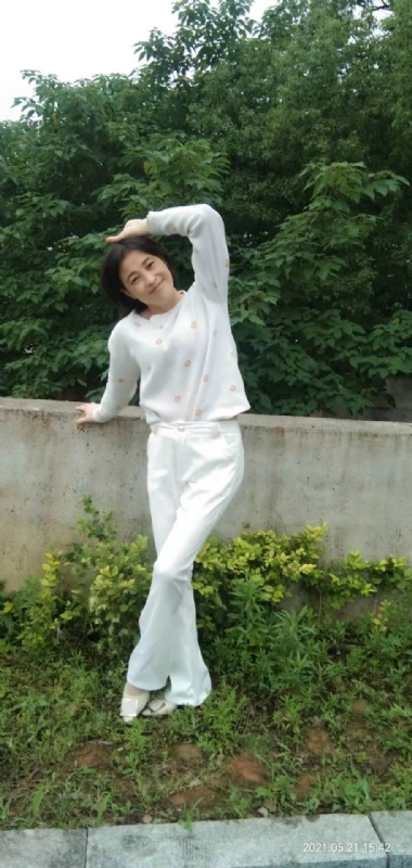 九妹的第四张照片--深圳相亲服务中心