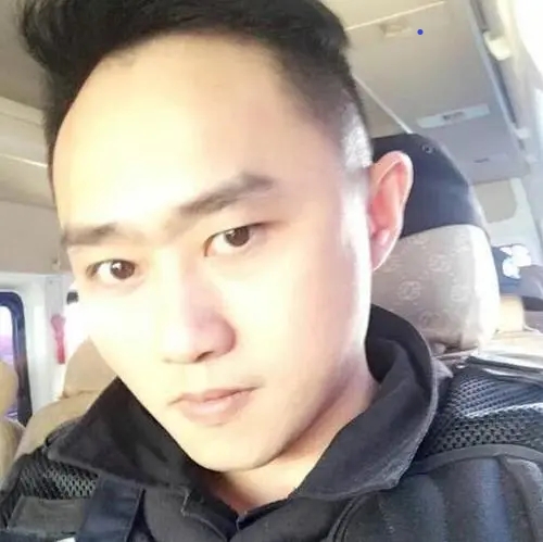 長聊的第一张照片--深圳相亲服务中心