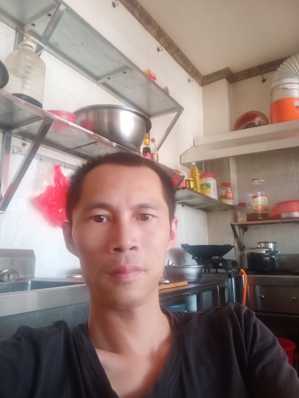 生活还在继续的第一张照片--深圳相亲服务中心