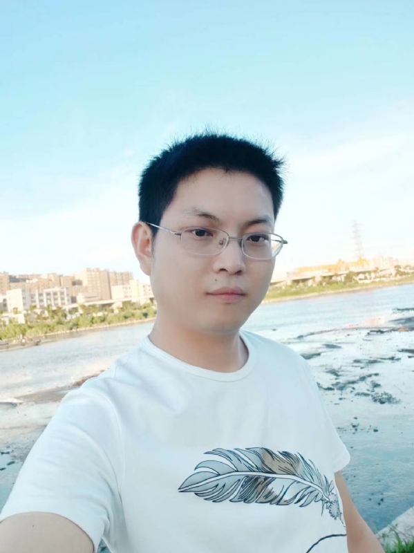 诚心交友的第一张照片--深圳相亲服务中心