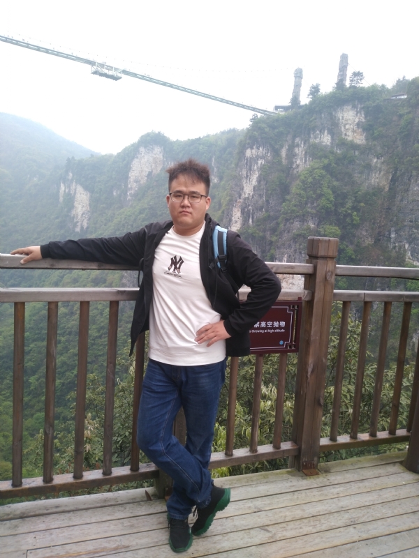 简单的第一张照片--深圳相亲服务中心