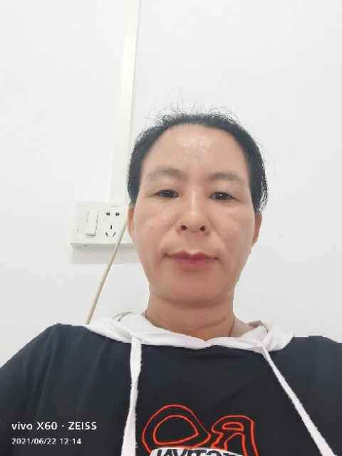 琼的第一张照片--深圳相亲服务中心