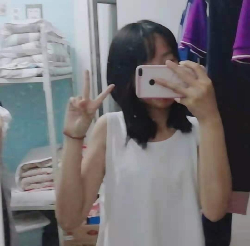 满佳茹的第一张照片--深圳相亲服务中心