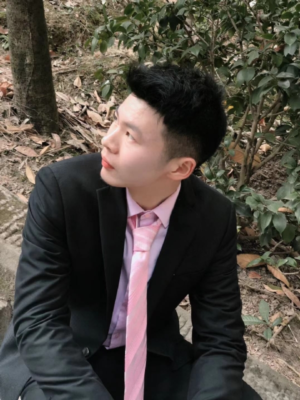 爱因生的第一张照片--深圳相亲服务中心