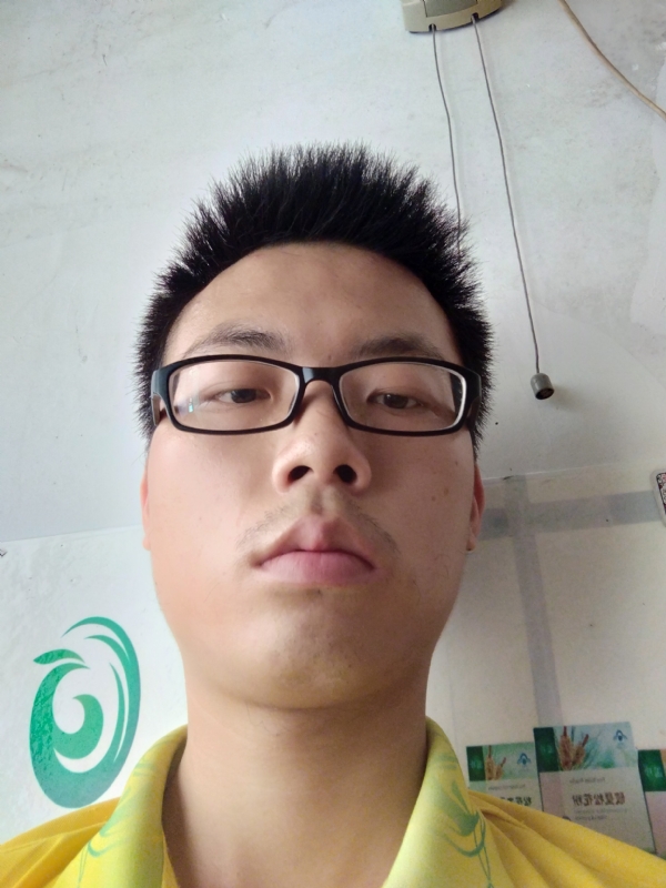 舒荷的第二张照片--深圳相亲服务中心