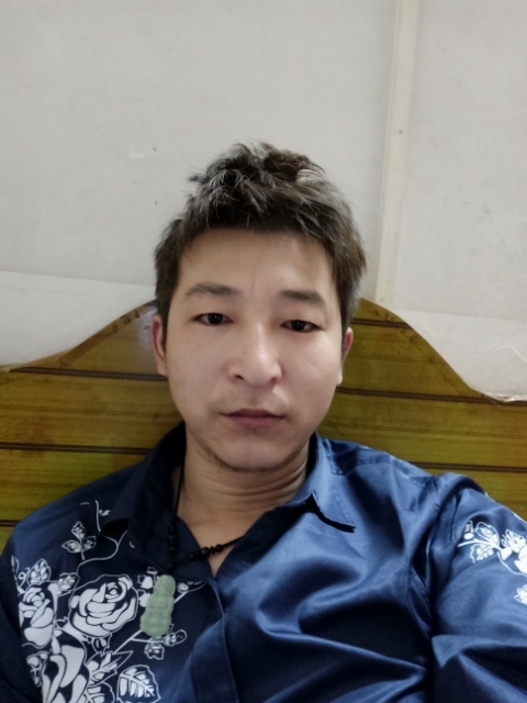 时光的第一张照片--深圳相亲服务中心