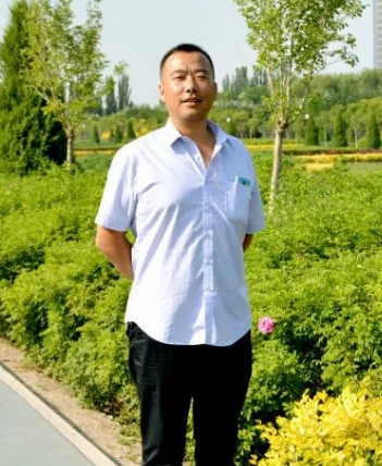 天不在蓝的第一张照片--深圳相亲服务中心