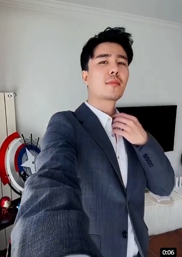 孤獨一郎的第一张照片--深圳相亲服务中心