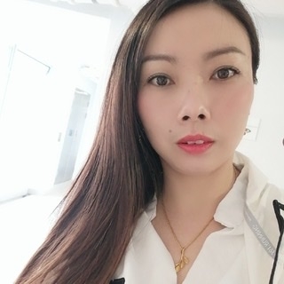 粉色蝴蝶結的第一张照片--深圳相亲服务中心