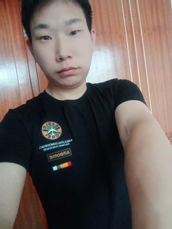 求真的第一张照片--深圳相亲服务中心