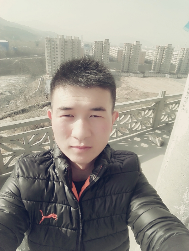 兵心依旧的第一张照片--深圳相亲服务中心