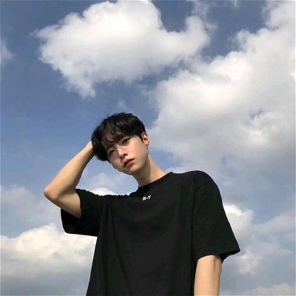 不忘初心的第一张照片--深圳相亲服务中心