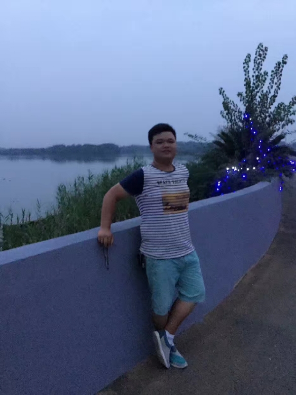 RLC的第一张照片--深圳相亲服务中心