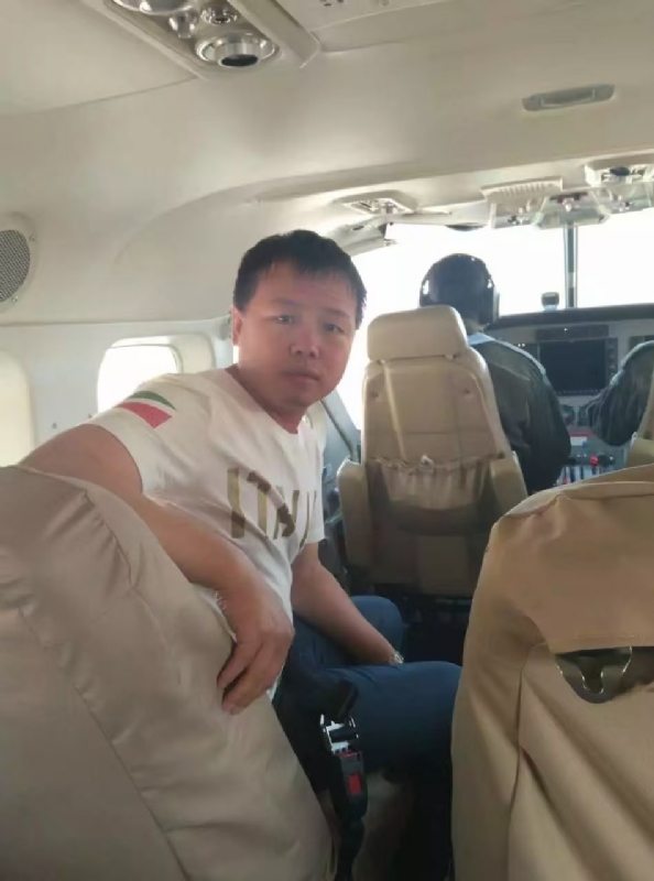 随风飘零的第二张照片--深圳相亲服务中心