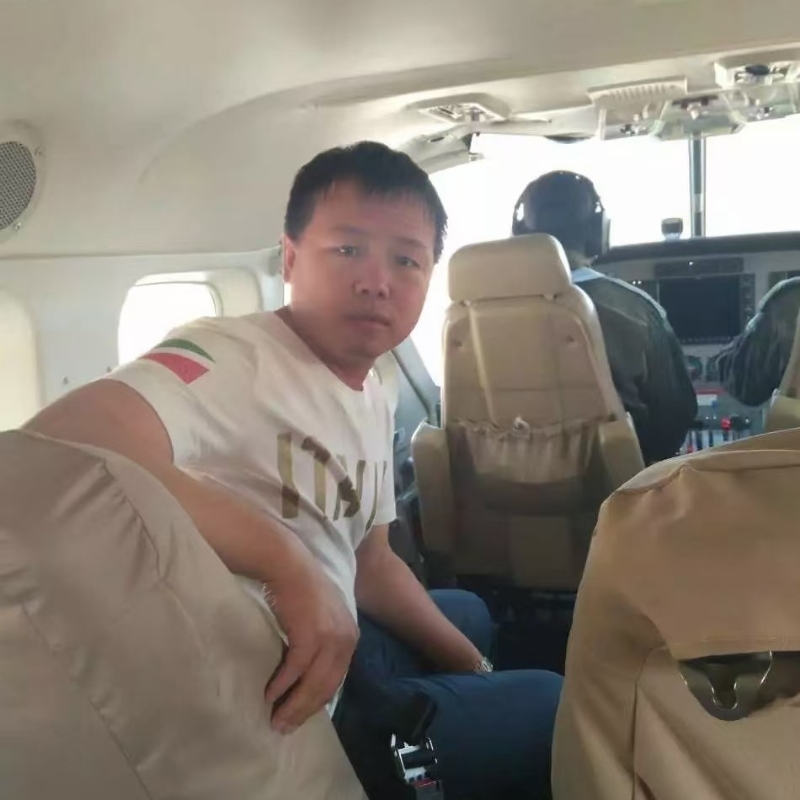 随风飘零的第三张照片--深圳相亲服务中心