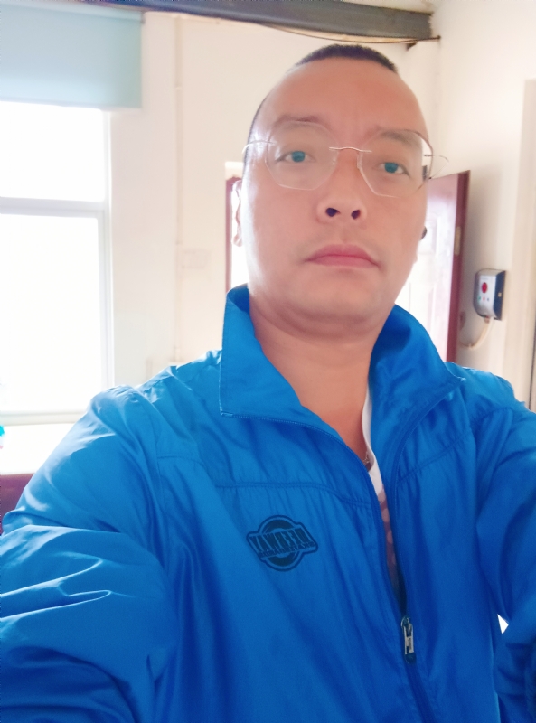 通海混混的第一张照片--深圳相亲服务中心