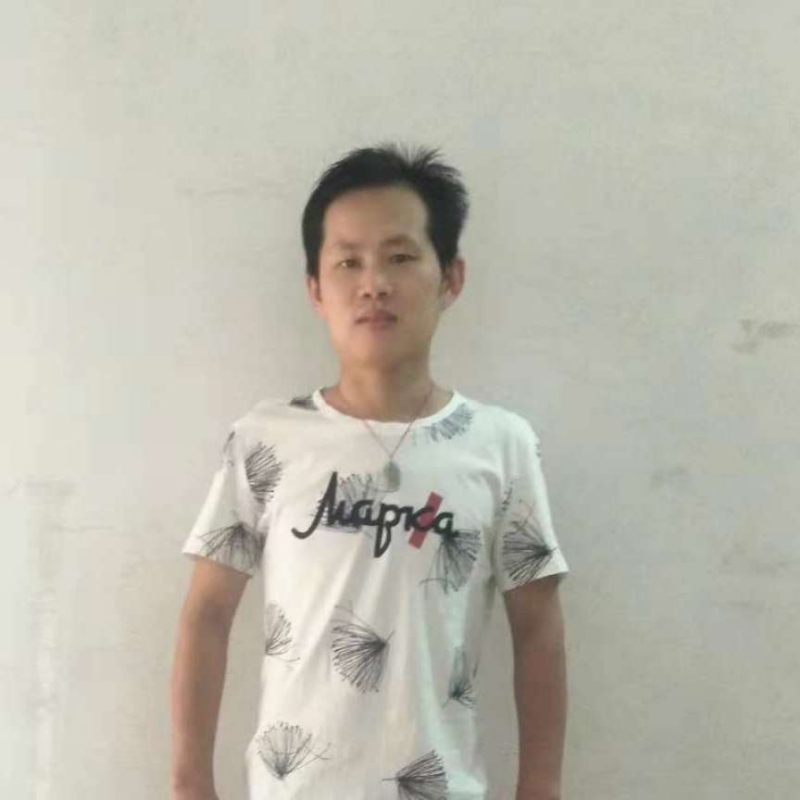 平平的第一张照片--深圳相亲服务中心