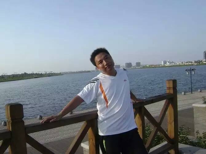 才乡痴情的第二张照片--深圳相亲服务中心