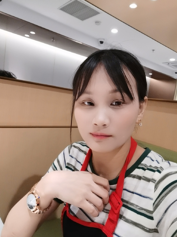 木子李的第一张照片--深圳相亲服务中心