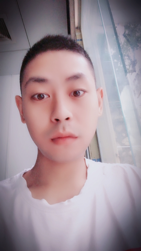 豆子的第一张照片--深圳相亲服务中心
