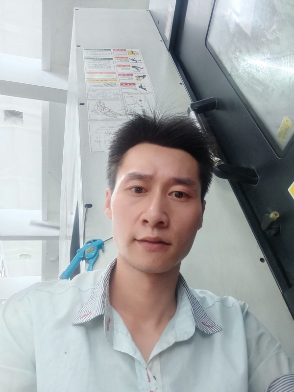 丽影封存的第一张照片--深圳相亲服务中心
