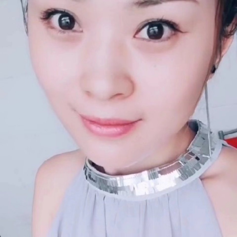 唐琴的第一张照片--深圳相亲服务中心