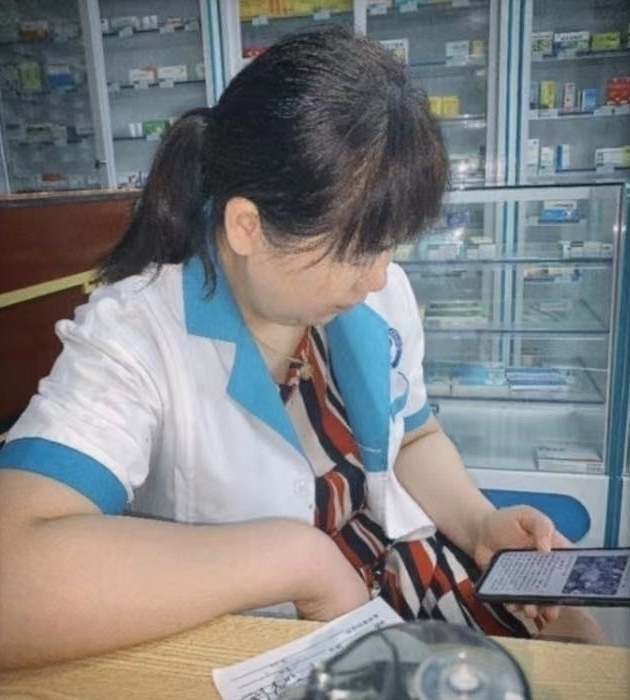 简单快乐的第一张照片--深圳相亲服务中心
