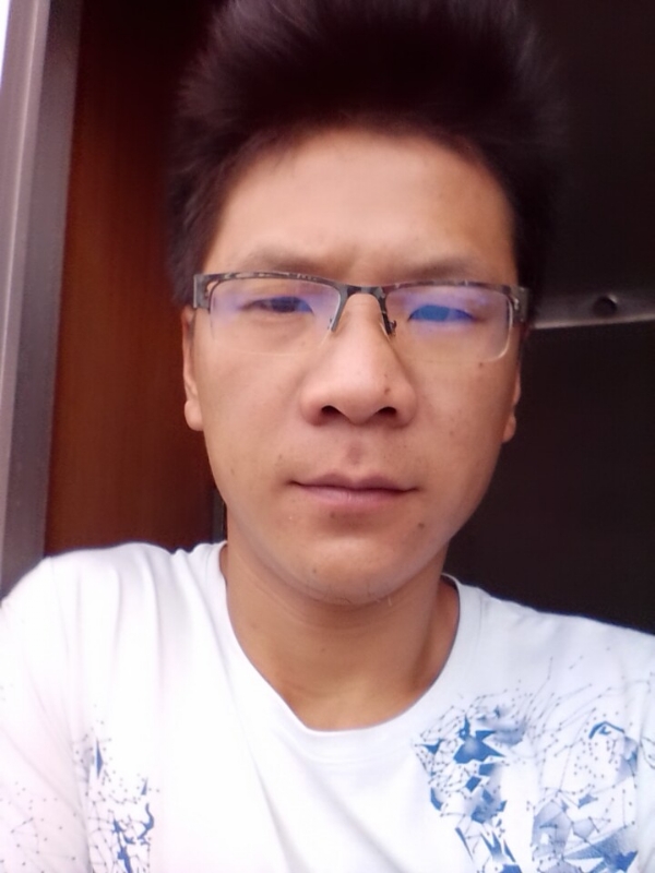 听雨的第一张照片--深圳相亲服务中心