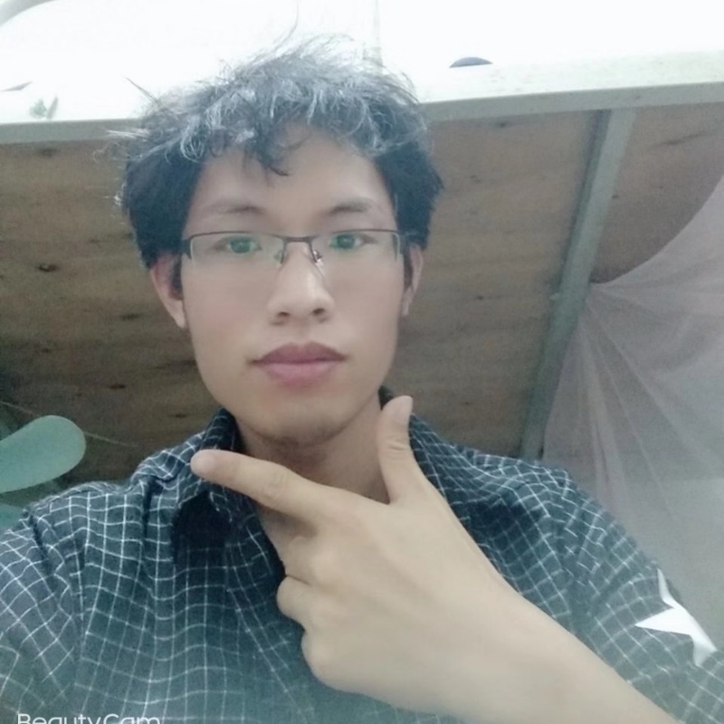 右边的第一张照片--深圳相亲服务中心