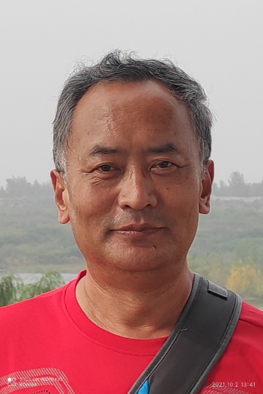 与你同行的第一张照片--深圳相亲服务中心