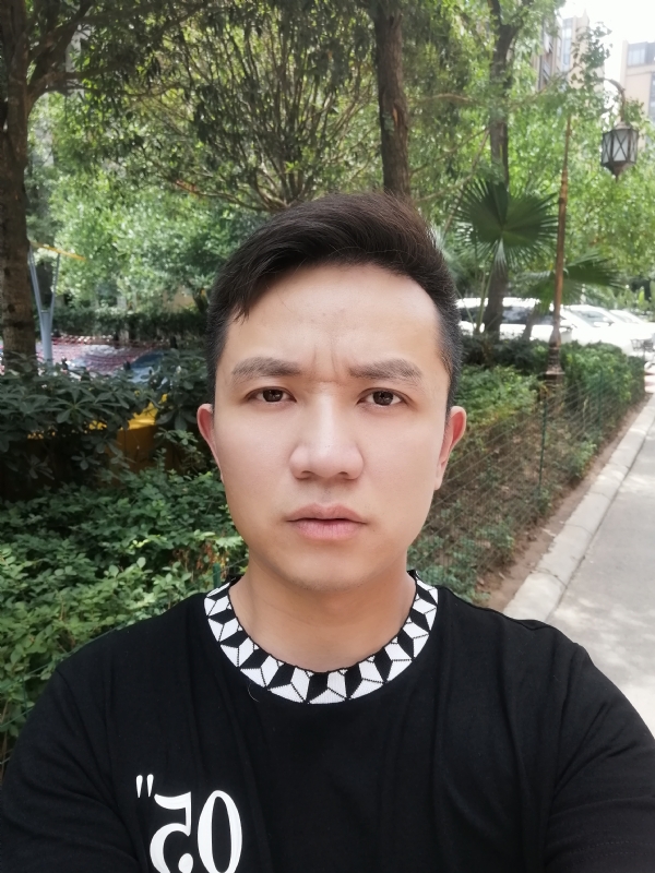 夏先生的第一张照片--深圳相亲服务中心