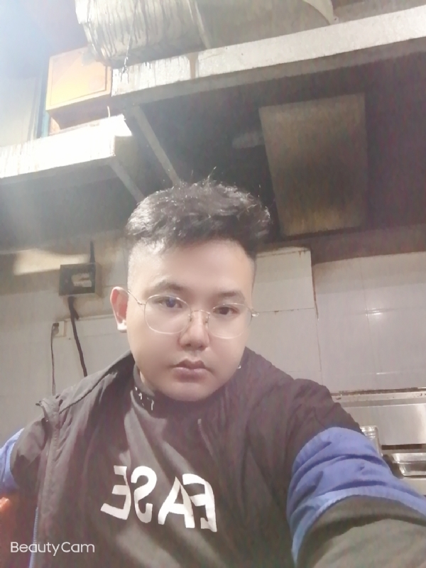 棒哥的第二张照片--深圳相亲服务中心