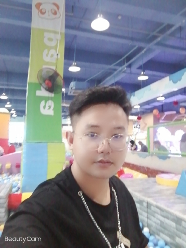 棒哥的第三张照片--深圳相亲服务中心