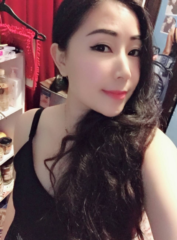 小女人的第一张照片--深圳相亲服务中心